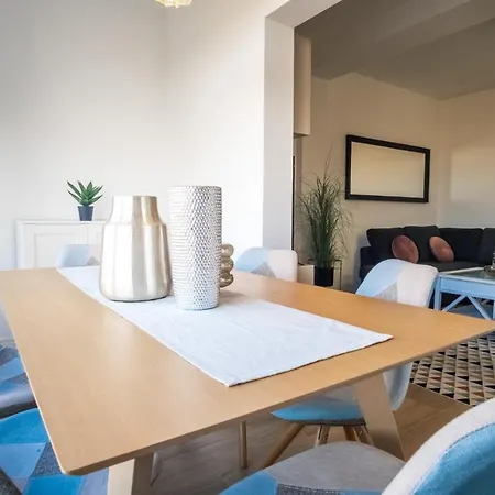 Glamour La Mata Apartment