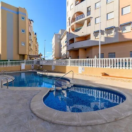 Glamour La Mata Apartment *